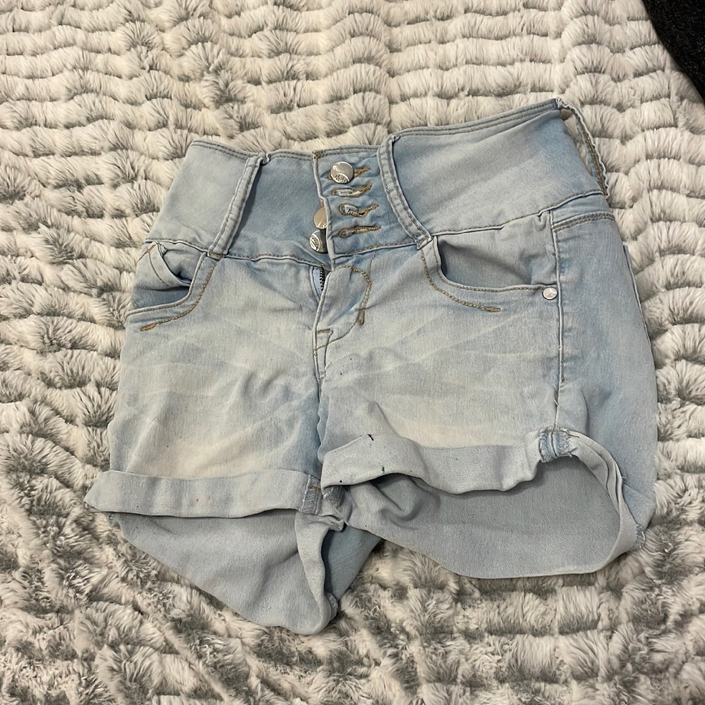 4-button Jean Shorts